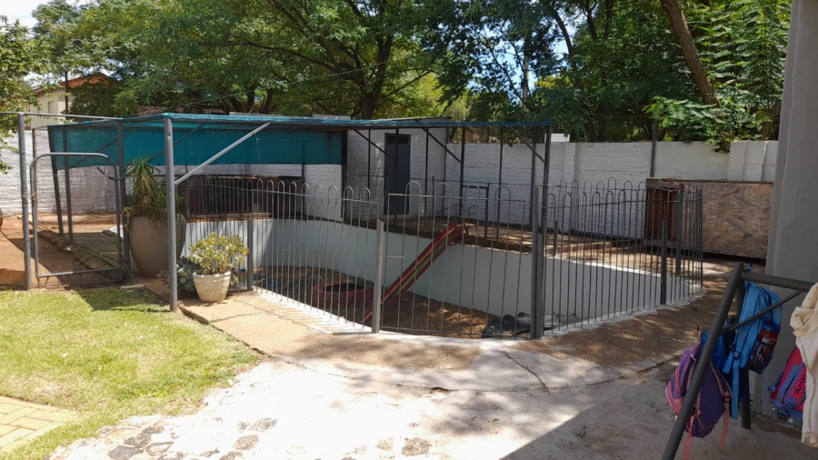 3 Bedroom Property for Sale in Hartbeesfontein North West